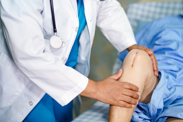 Best Knee Replacement Surgeon in Hyderabad